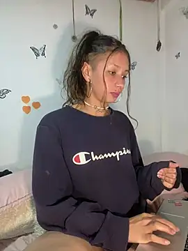 Snapshot of Andi9_ chatting on 01/11/25, 05:20 Andi9 online show from 01/11/25, 05:20