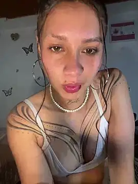 Snapshot of Andi9_ chatting on 01/14/25, 03:01 Andi9 online show from 01/14/25, 03:01