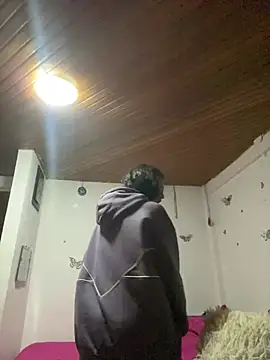 Snapshot of Andi9_ chatting on 02/01/25, 02:37 Andi9 online show from 02/01/25, 02:37