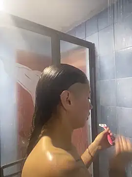 Snapshot of Andi9_ chatting on 02/23/25, 04:13 Andi9 online show from 02/23/25, 04:13