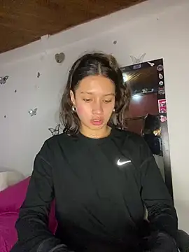 Snapshot of Andi9_ chatting on 03/21/25, 03:22 Andi9 online show from 03/21/25, 03:22