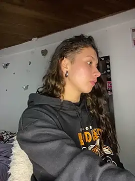 Snapshot of Andi9_ chatting on 03/22/25, 02:05 Andi9 online show from 03/22/25, 02:05