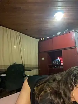 Snapshot of Andi9_ chatting on 09/26/25, 01:09 Andi9 online show from 09/26/25, 01:09