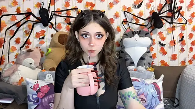  Devill Baby online show from 09/21/25, 05:36