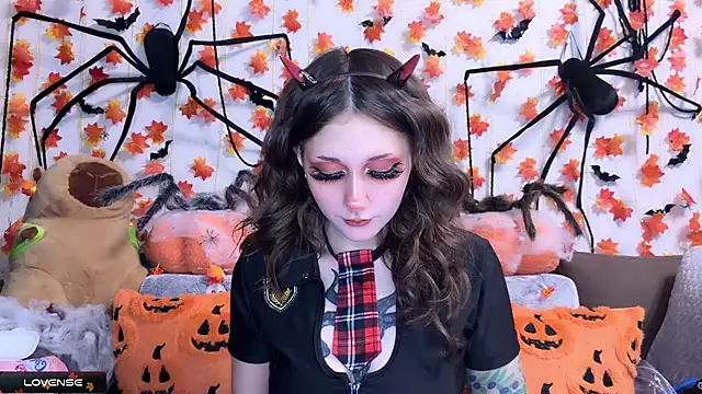  Devill Baby online show from 11/08/25, 05:23