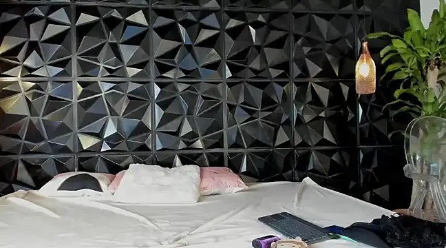 Snapshot of rihannagil chatting on 01/09/25, 05:22 rihannagil online show from 01/09/25, 05:22