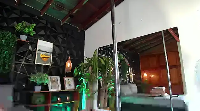 Snapshot of rihannagil chatting on 03/08/25, 06:16 rihannagil online show from 03/08/25, 06:16