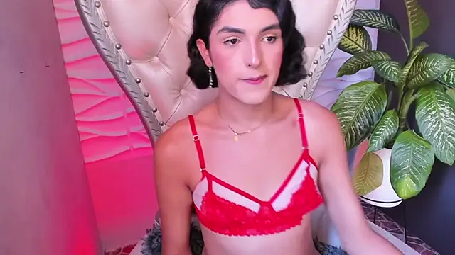 Snapshot of rihannagil chatting on 10/25/25, 03:40 rihannagil online show from 10/25/25, 03:40