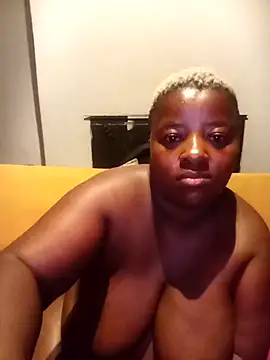 Snapshot of HotBootyBabe90 chatting on 12/04/24, 01:03 HotBootyBabe90 online show from 12/04/24, 01:03