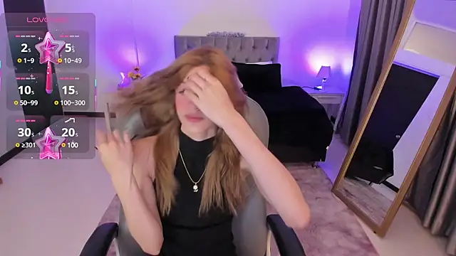 Nora Vennucci online show from 03/22/25, 07:53