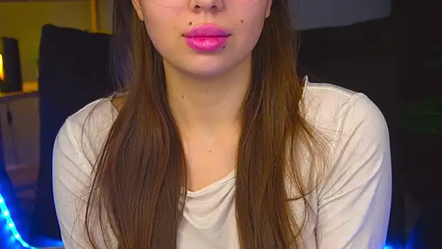 LanaRhoades s online show from 12/06/24, 05:09