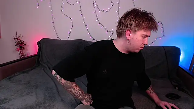 Snapshot of lust_beyond chatting on 04/11/26, 12:48 lust beyond online show from 04/11/26, 12:48