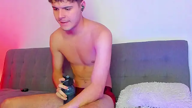 Snapshot of im_miike chatting on 09/14/25, 10:20 im miike online show from 09/14/25, 10:20