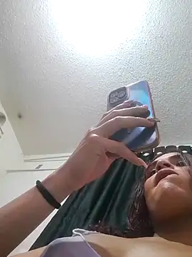 Snapshot of Pussycat_9999 chatting on 03/16/26, 07:29 Pussycat 9999 online show from 03/16/26, 07:29