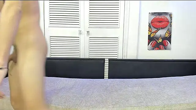 StrawwBoys online show from 12/08/24, 09:30