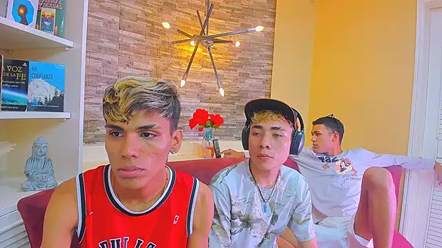 StrawwBoys online show from 01/20/25, 08:09