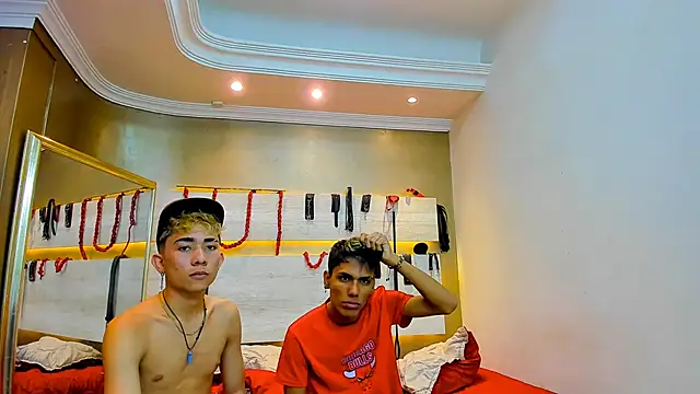 StrawwBoys online show from 01/23/25, 01:24