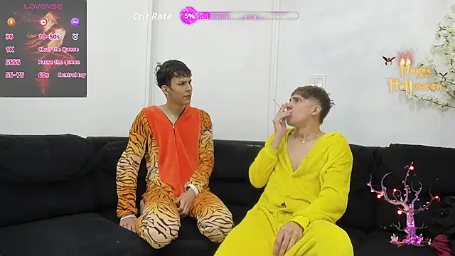 StrawwBoys online show from 10/19/25, 11:00