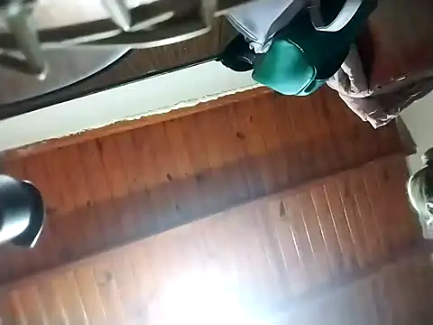 Snapshot of Tadeo1467 chatting on 10/10/25, 06:23 Tadeo1467 online show from 10/10/25, 06:23