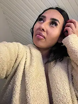 Anily Lovely online show from 02/14/25, 03:11