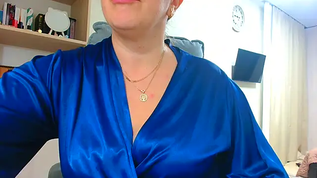 Brionia online show from 10/27/25, 06:56