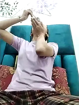 Snapshot of Aleena_Rai chatting on 12/03/24, 07:44 Aleena Rai online show from 12/03/24, 07:44