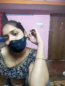 Snapshot of Cute-Simmi chatting on 12/23/24, 09:49 Cute-Simmi online show from 12/23/24, 09:49