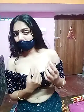 Snapshot of Cute-Simmi chatting on 01/05/25, 10:43 Cute-Simmi online show from 01/05/25, 10:43