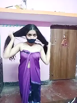 Snapshot of Cute-Simmi chatting on 01/17/25, 02:39 Cute-Simmi online show from 01/17/25, 02:39