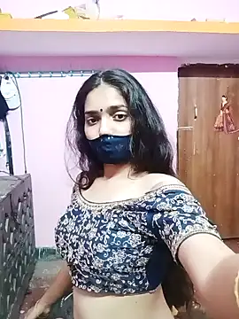 Snapshot of Cute-Simmi chatting on 01/18/25, 11:43 Cute-Simmi online show from 01/18/25, 11:43