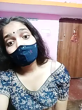 Snapshot of Cute-Simmi chatting on 01/18/25, 05:48 Cute-Simmi online show from 01/18/25, 05:48