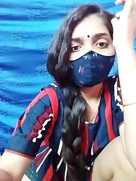 Snapshot of Cute-Simmi chatting on 01/27/25, 06:41 Cute-Simmi online show from 01/27/25, 06:41