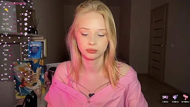 Snapshot of lisa_barbie chatting on 10/13/25, 03:17 lisa barbie online show from 10/13/25, 03:17