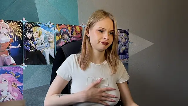 Snapshot of lisa_barbie chatting on 11/08/25, 09:20 lisa barbie online show from 11/08/25, 09:20