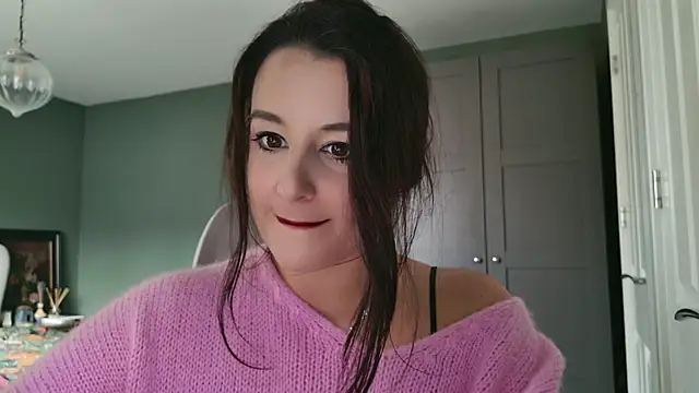 flatwhite0 online show from 12/09/24, 01:55