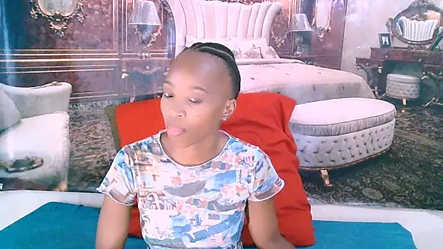 EbonyCreamy69 online show from 02/13/26, 06:53