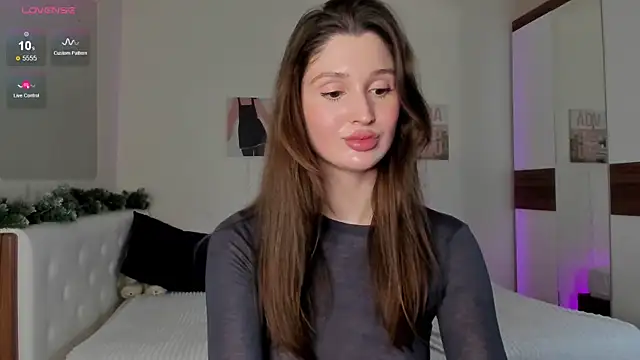 tender babyy online show from 01/10/25, 02:13