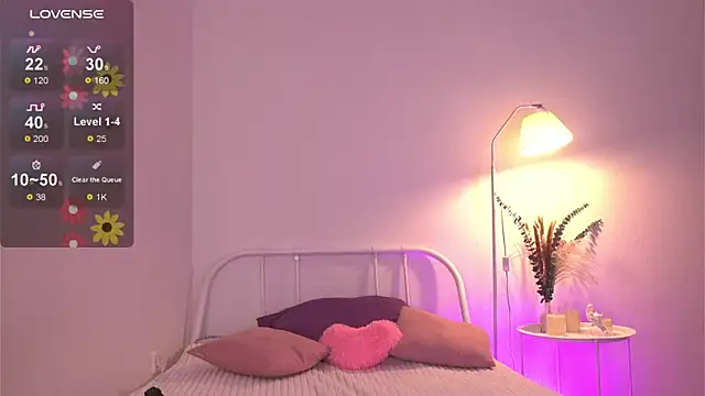 tender babyy online show from 10/07/25, 12:46