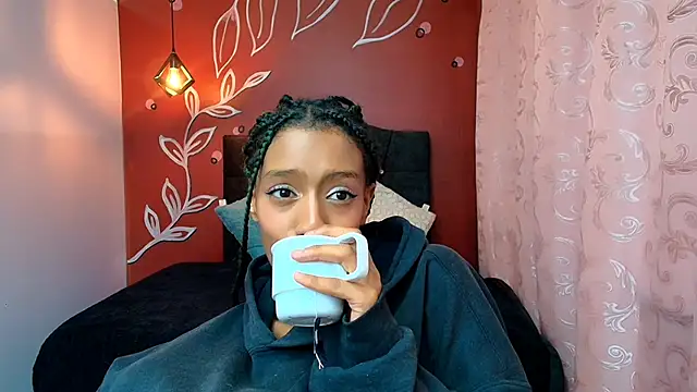 Snapshot of Zia_Green chatting on 12/19/24, 03:41 Zia Green online show from 12/19/24, 03:41