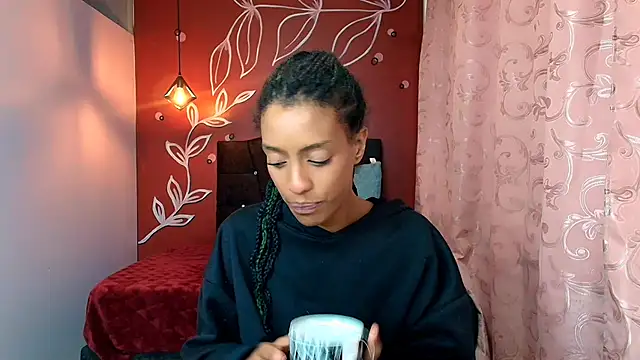 Snapshot of Zia_Green chatting on 01/07/25, 03:33 Zia Green online show from 01/07/25, 03:33