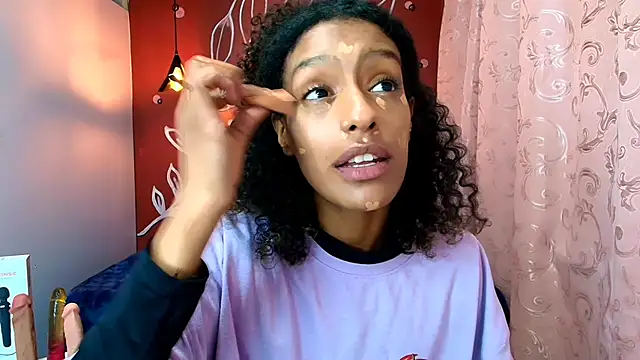 Snapshot of Zia_Green chatting on 01/23/25, 07:07 Zia Green online show from 01/23/25, 07:07