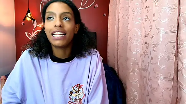 Snapshot of Zia_Green chatting on 01/23/25, 10:11 Zia Green online show from 01/23/25, 10:11