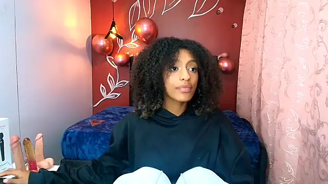 Snapshot of Zia_Green chatting on 01/25/25, 03:30 Zia Green online show from 01/25/25, 03:30