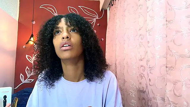 Snapshot of Zia_Green chatting on 01/28/25, 12:11 Zia Green online show from 01/28/25, 12:11