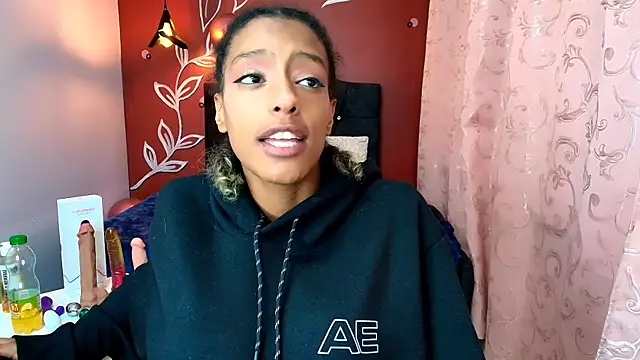 Snapshot of Zia_Green chatting on 01/30/25, 03:19 Zia Green online show from 01/30/25, 03:19