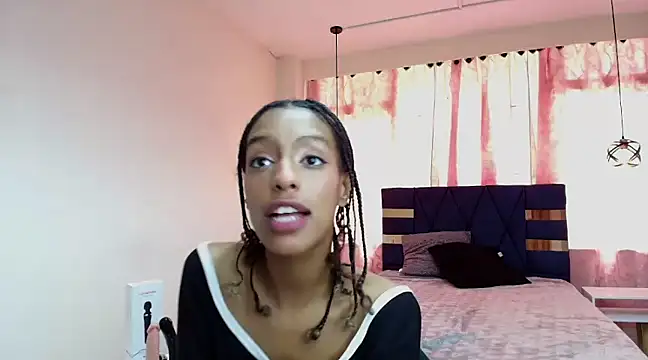 Snapshot of Zia_Green chatting on 02/05/25, 03:31 Zia Green online show from 02/05/25, 03:31