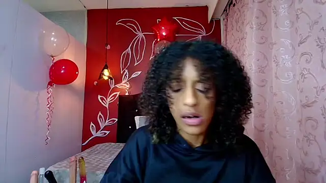 Snapshot of Zia_Green chatting on 02/19/25, 03:27 Zia Green online show from 02/19/25, 03:27