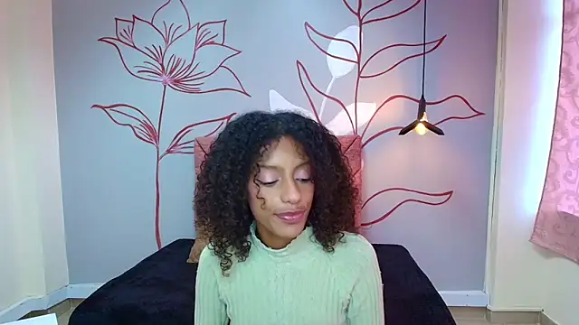 Snapshot of Zia_Green chatting on 02/21/25, 12:06 Zia Green online show from 02/21/25, 12:06