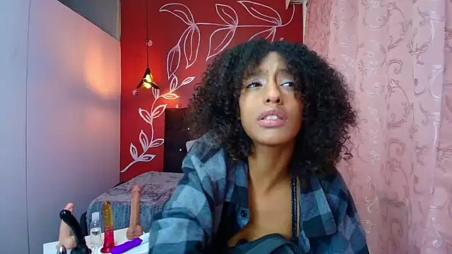 Snapshot of Zia_Green chatting on 02/26/25, 03:19 Zia Green online show from 02/26/25, 03:19