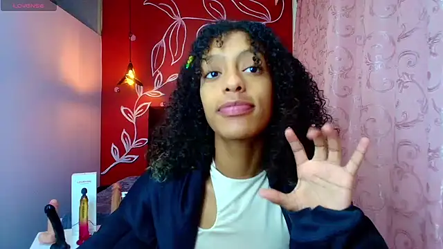 Snapshot of Zia_Green chatting on 03/10/25, 12:04 Zia Green online show from 03/10/25, 12:04